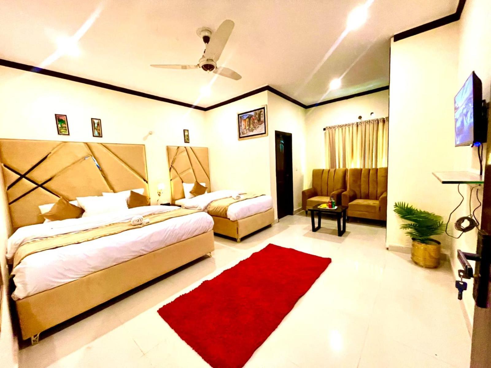 Go Room Hotel Lahore Buitenkant foto